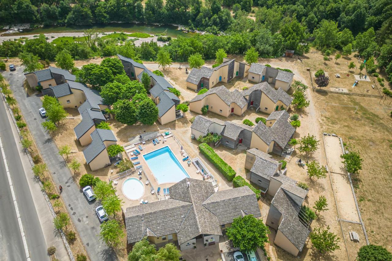 Village De Gites De Blajoux Quezac  Exterior foto