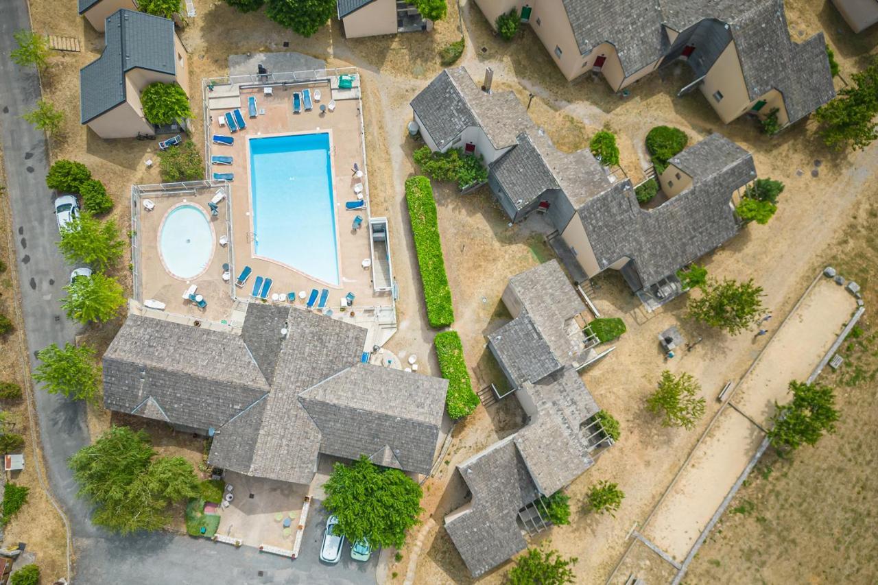 Village De Gites De Blajoux Quezac  Exterior foto