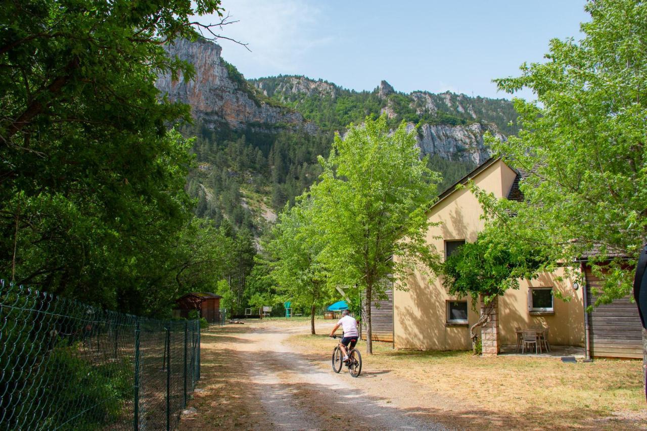 Village De Gites De Blajoux Quezac  Exterior foto